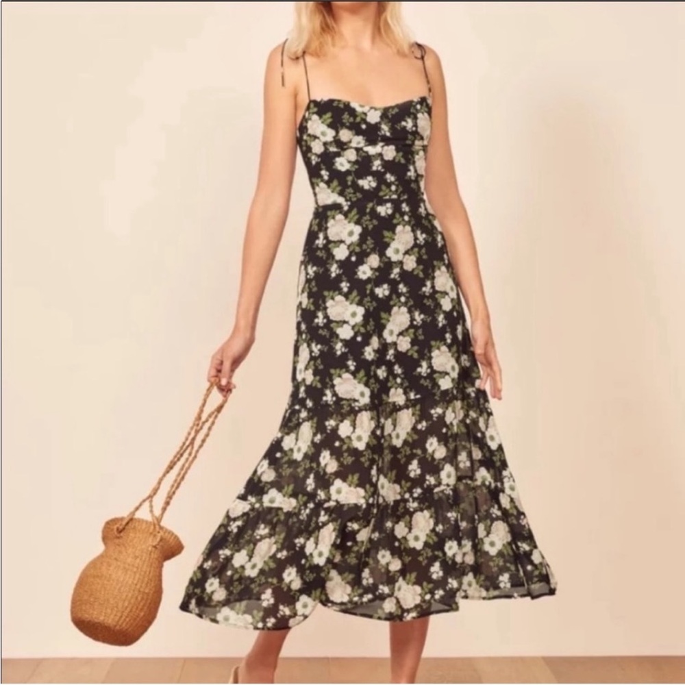Reformation Emmie Midi in Elizabeth
Floral Tie Straps Georgette Dress